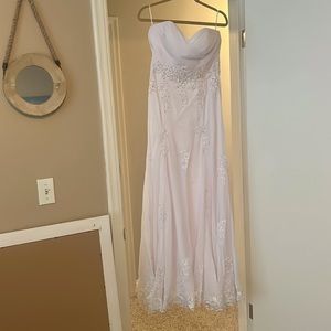 Wedding dress. Never worn